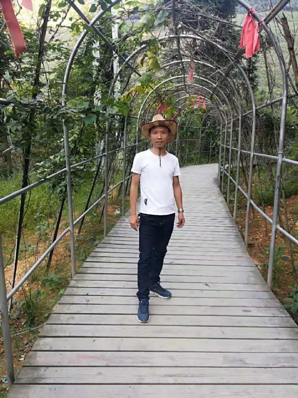 蓝天的第一张照片--南平相亲服务中心