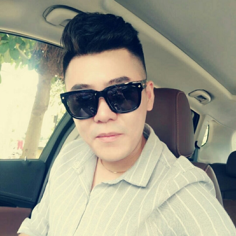 小提老师的第一张照片--南平相亲服务中心