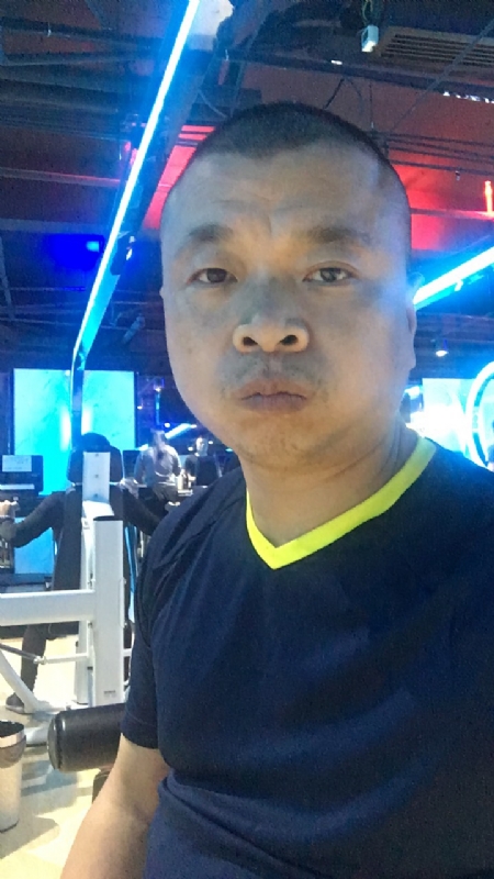 奋斗的第一张照片--南平相亲服务中心