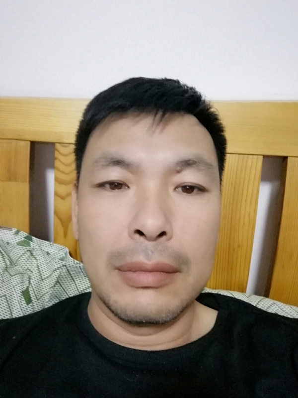 不爱当牛的第一张照片--南平相亲服务中心