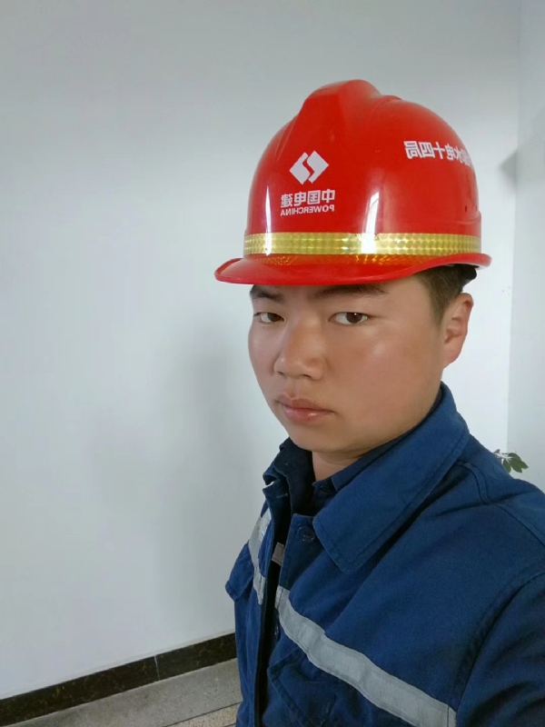 小公牛的第一张照片--南平相亲服务中心