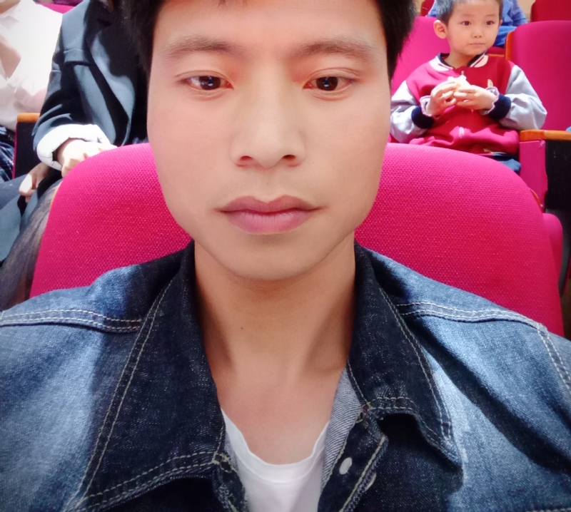 奋斗青年的第一张照片--南平相亲服务中心