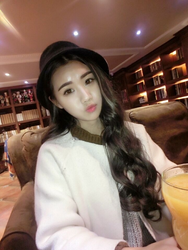 气质小妹的第三张照片--南平相亲服务中心