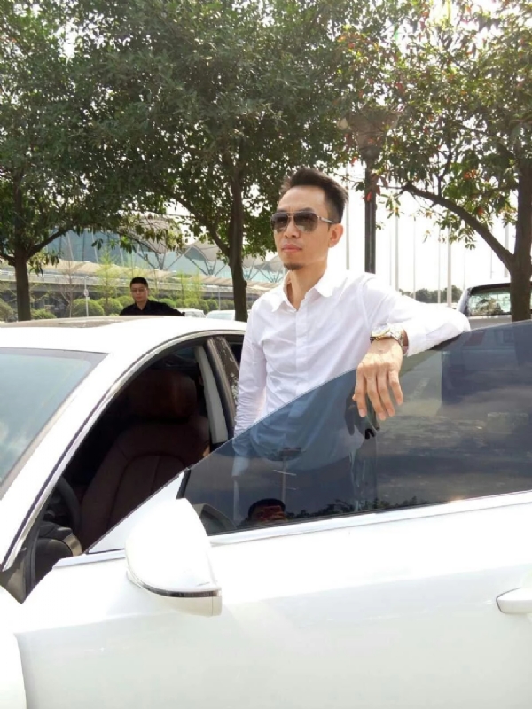 杨岳的第一张照片--南平相亲服务中心