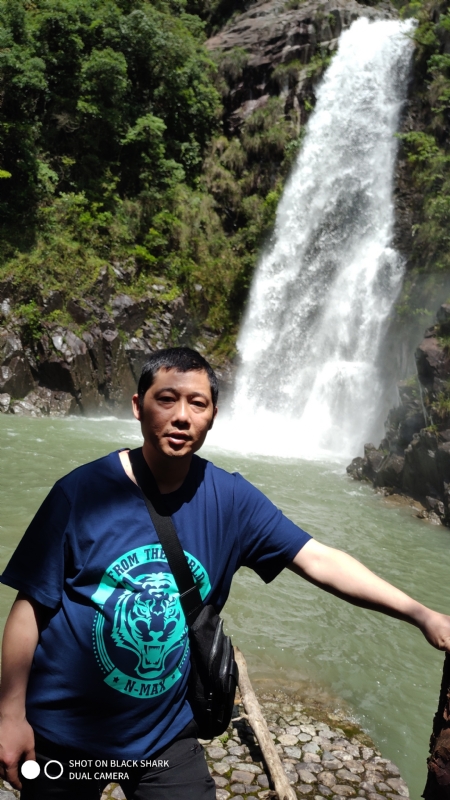 石头的第一张照片--南平相亲服务中心