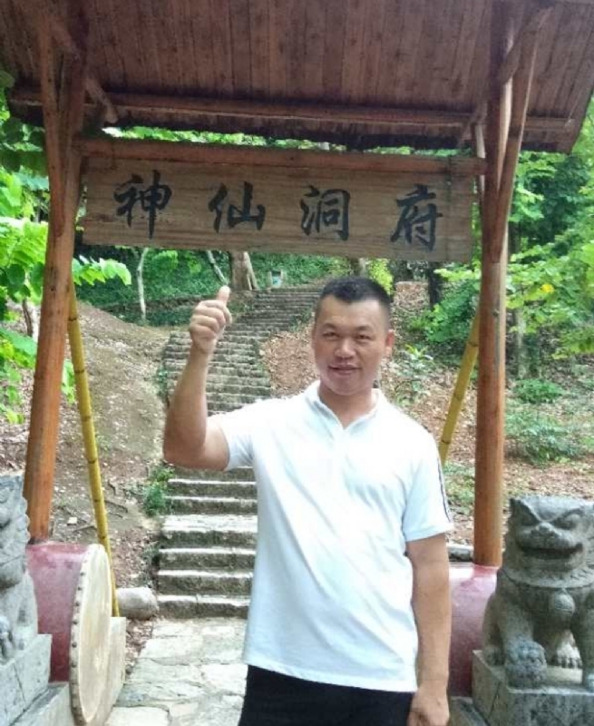 强仔的第一张照片--南平相亲服务中心