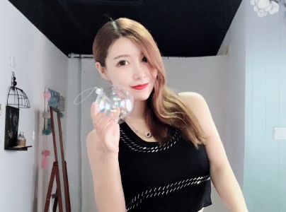 玫瑰有刺勿随意的第四张照片--南平相亲服务中心