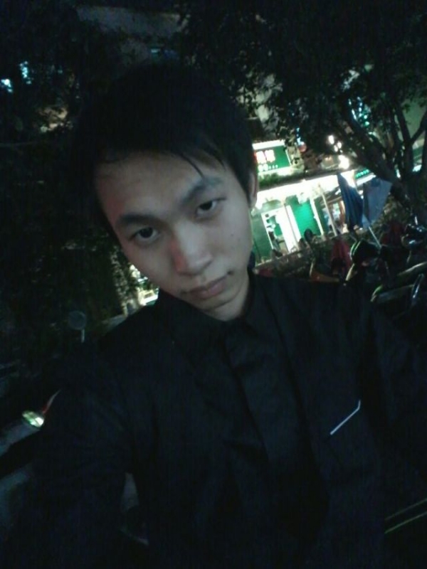 瞬间回眸的第一张照片--南平相亲服务中心