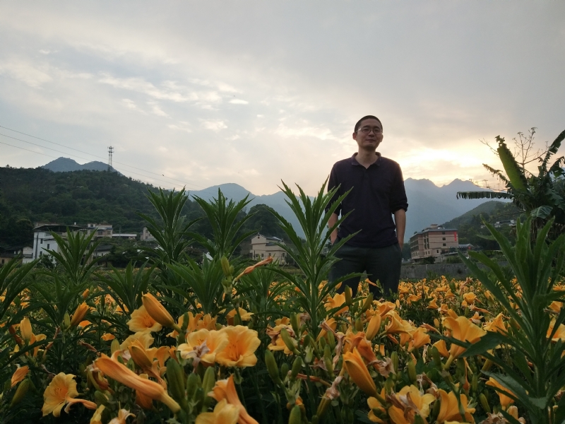 黄晓东的第一张照片--南平相亲服务中心