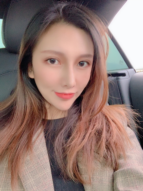 李岚Lancy的第一张照片--南平相亲服务中心