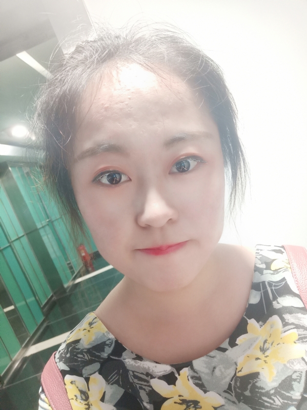 小花伞的第一张照片--南平相亲服务中心