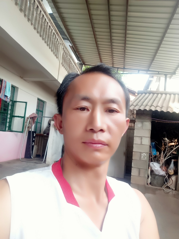 白鸽的第一张照片--南平相亲服务中心