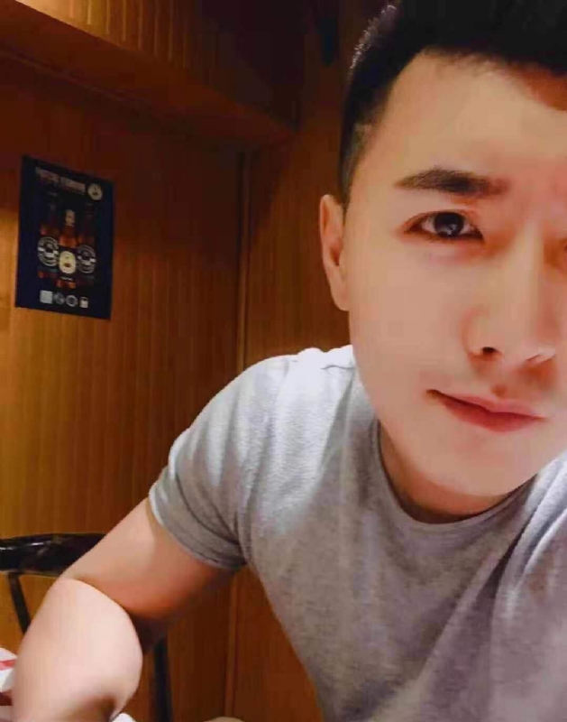 风雨相伴的第二张照片--南平相亲服务中心