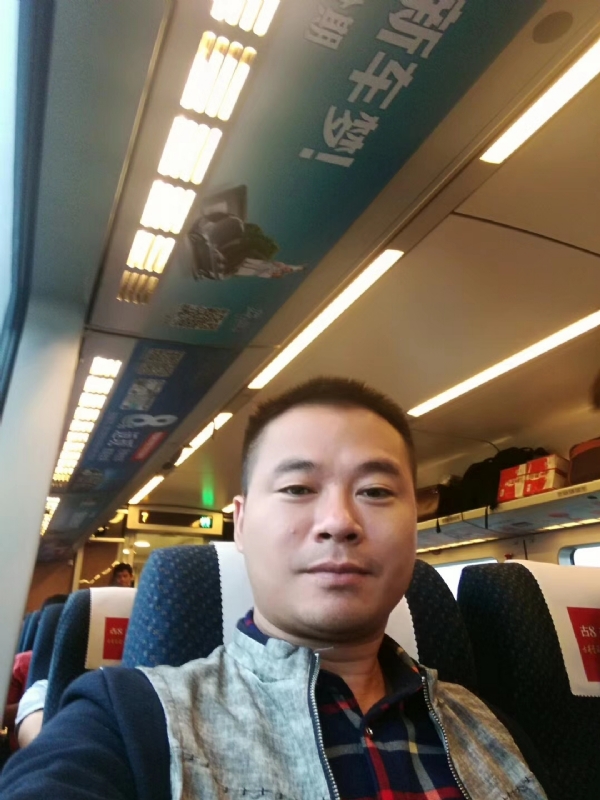 等爱的人的第一张照片--南平相亲服务中心