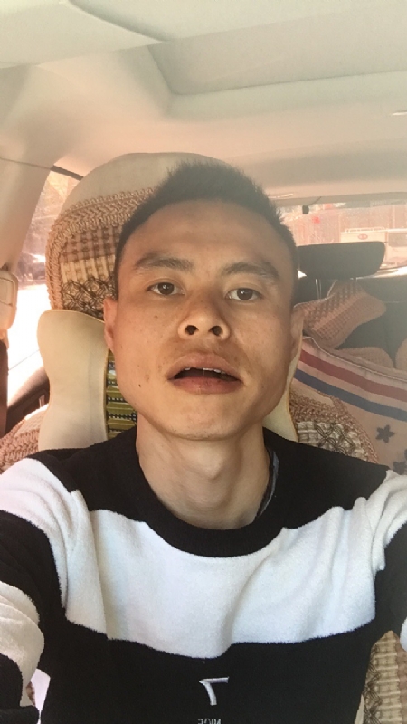 小何的第一张照片--南平相亲服务中心