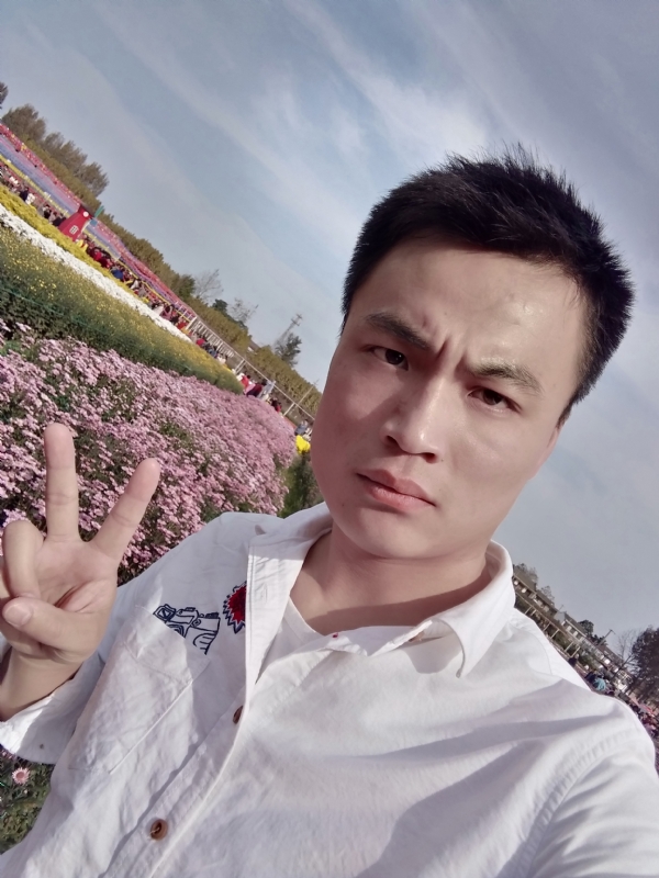 心碎无痕的第二张照片--南平相亲服务中心