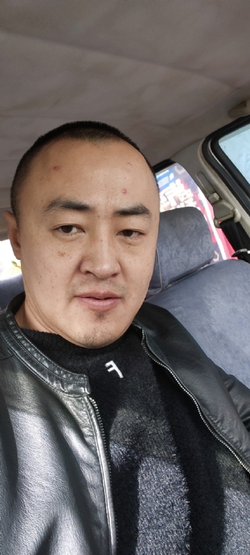 精神九哥的第一张照片--南平相亲服务中心