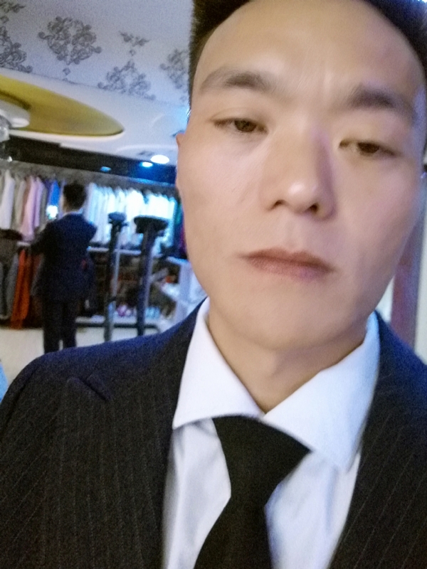 醉酒的蝴蝶的第二张照片--南平相亲服务中心