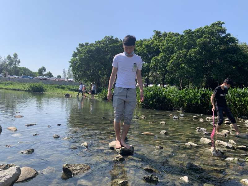 放假吃鸡的第二张照片--南平相亲服务中心