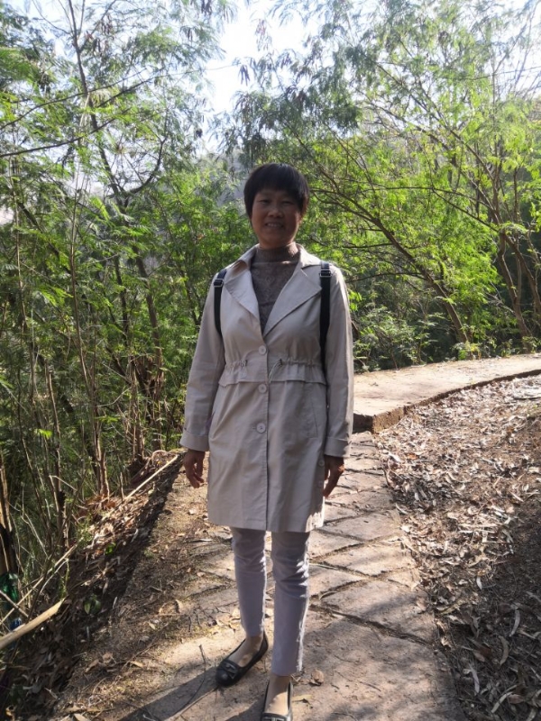 兰草的第一张照片--南平相亲服务中心