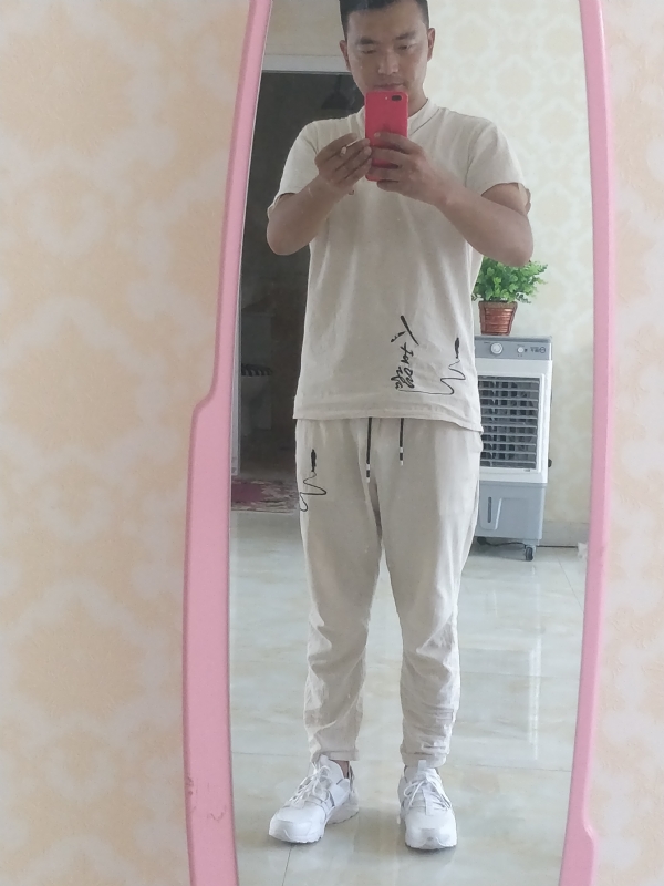 一天一根烟的第二张照片--南平相亲服务中心