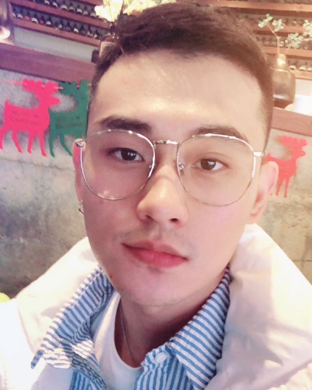 胡强很孤单的第一张照片--南平相亲服务中心