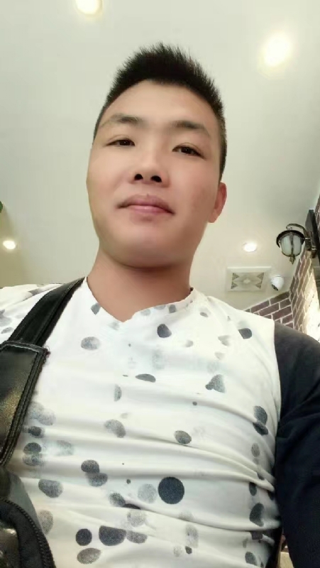 吃生蚝的小乖乖的第一张照片--南平相亲服务中心