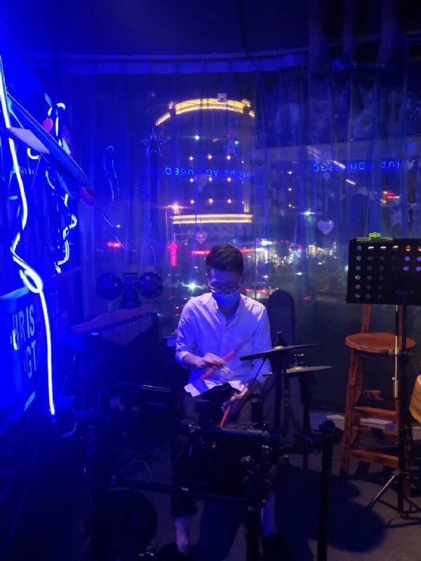 凤梨罐头的第一张照片--南平相亲服务中心