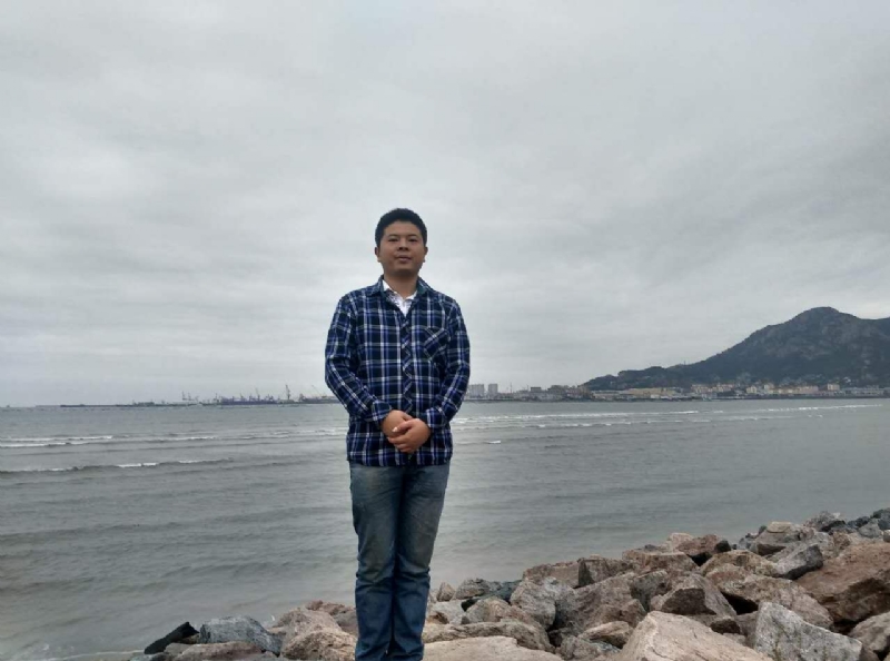 在奋斗的第二张照片--南平相亲服务中心