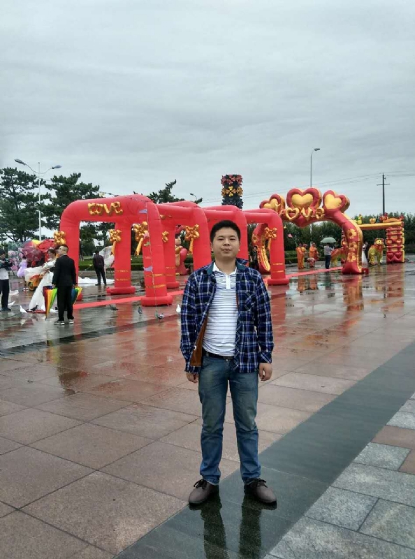 在奋斗的第三张照片--南平相亲服务中心