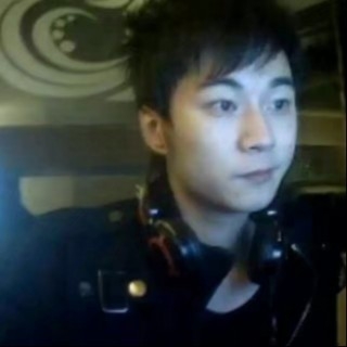 深夜人的第一张照片--南平相亲服务中心