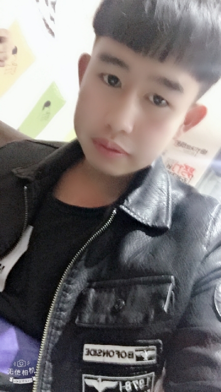 军绿色的第一张照片--南平相亲服务中心