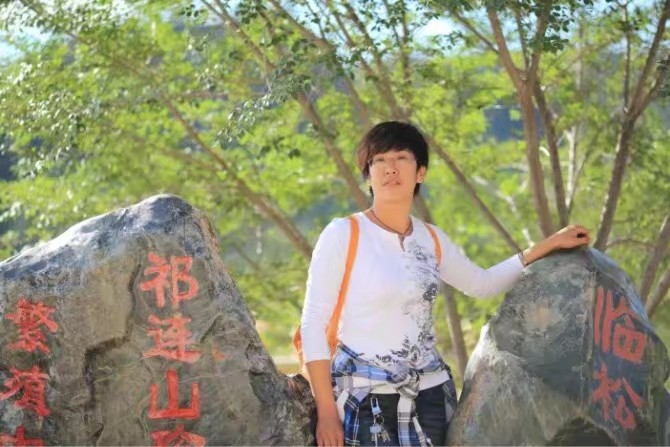 弱水河边青春草的第一张照片--南平相亲服务中心