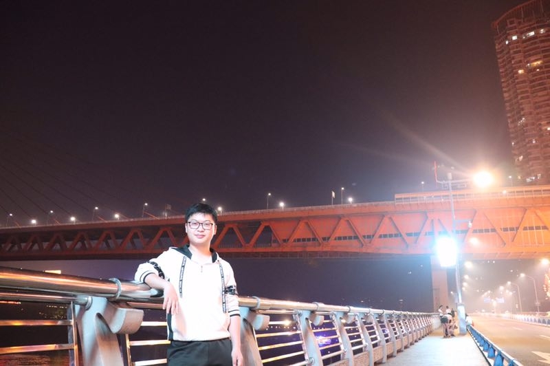 乀漓洛的第二张照片--南平相亲服务中心