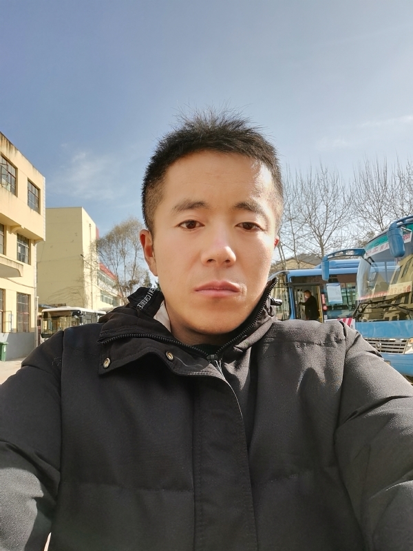 孤独的云的第三张照片--南平相亲服务中心