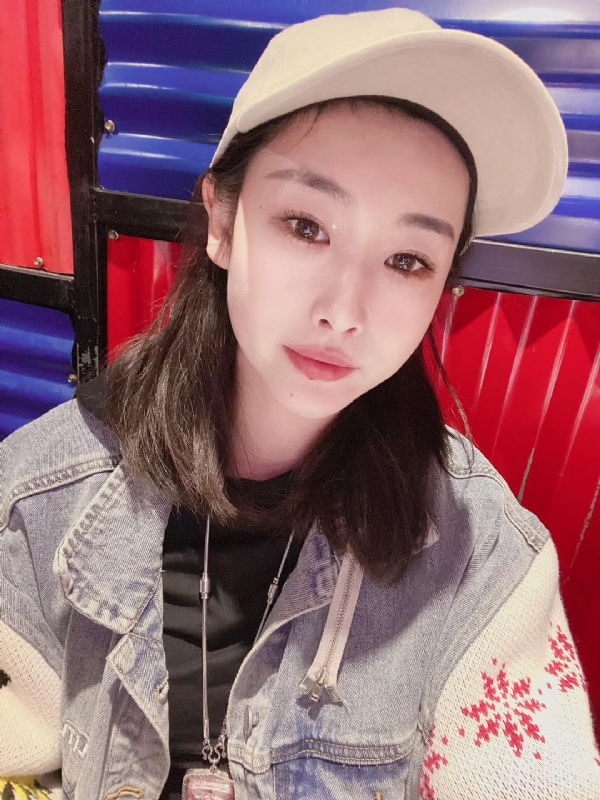 玲珑的第一张照片--南平相亲服务中心