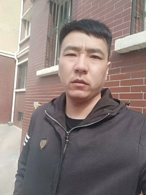 谁伴我闯荡的第一张照片--南平相亲服务中心