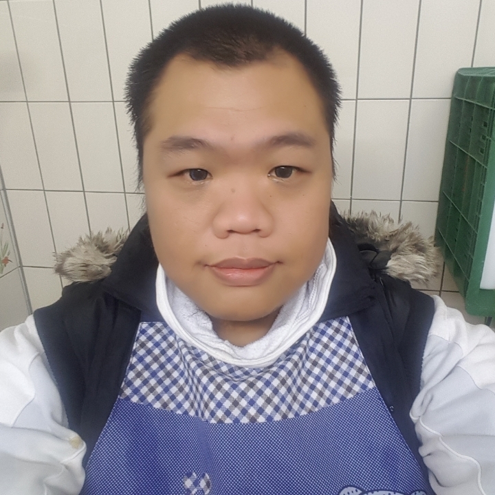 黑熊的第一张照片--南平相亲服务中心