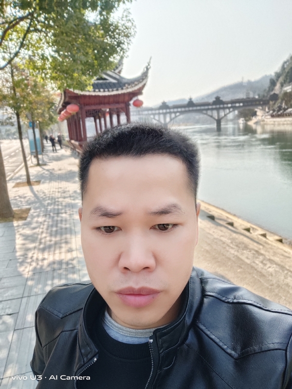 啊锦的第一张照片--南平相亲服务中心