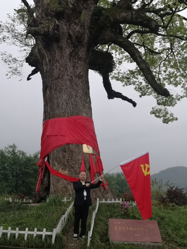 辉辉的第一张照片--南平相亲服务中心