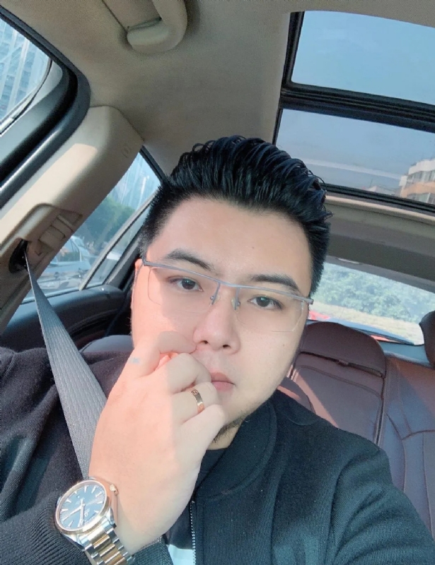 把苹果咬哭的第一张照片--南平相亲服务中心