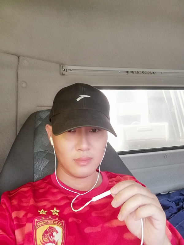 B大叔的第二张照片--南平相亲服务中心