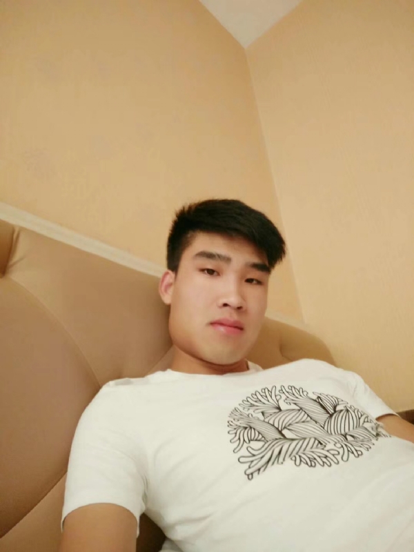 谁不曾孤单上路的第二张照片--南平相亲服务中心