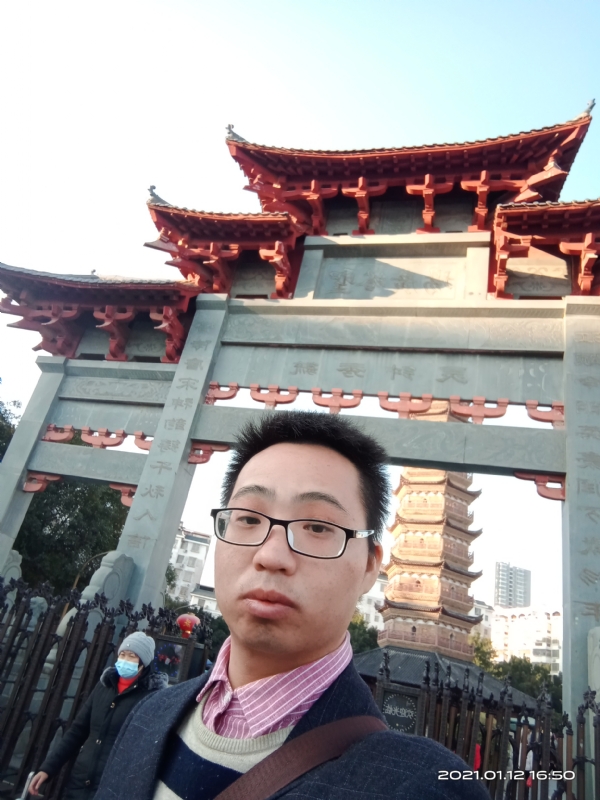 碧血丹心的第一张照片--南平相亲服务中心