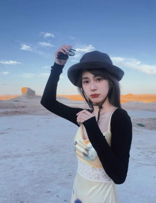 英姐的第一张照片--南平相亲服务中心