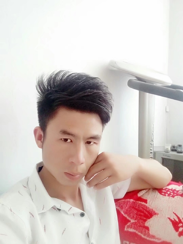 只得一人心的第二张照片--南平相亲服务中心