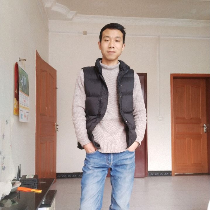 小伙子的第一张照片--南平相亲服务中心