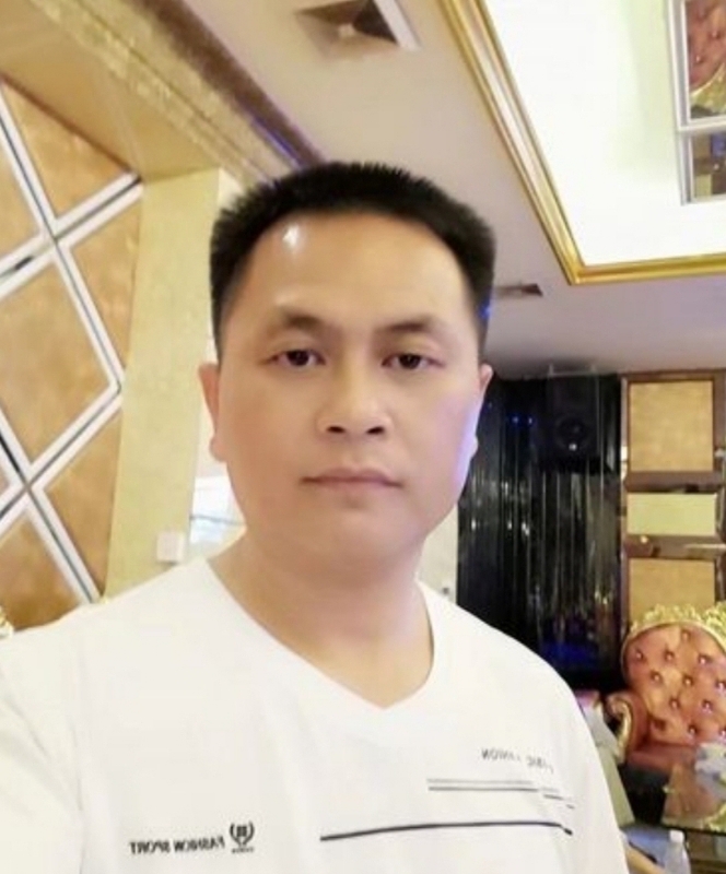 小梁的第二张照片--南平相亲服务中心