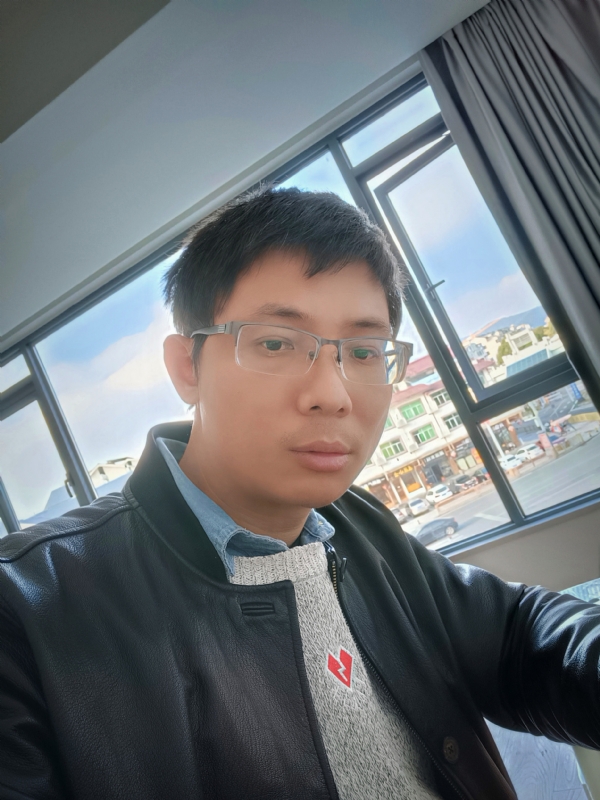 也许只是缺少一个拥抱的第二张照片--南平相亲服务中心