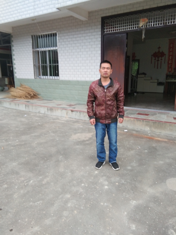 阿泉的第一张照片--南平相亲服务中心